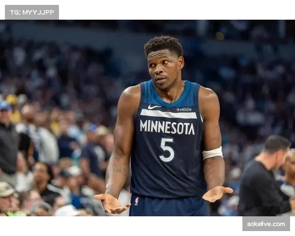 官方:安东尼·爱德华兹因累积跑动负荷过大,将轮休一场 官方:安东尼·爱德华兹因累积跑动负荷过大,将轮休一场